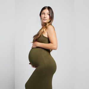 Bumpsuit’s “The Perfect Maternity Dress” Midi Dress in Olive